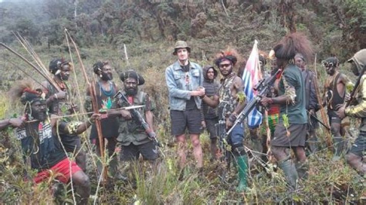 Indonesian Military to Rescue NZ Pilot Captured by Papua Separatist