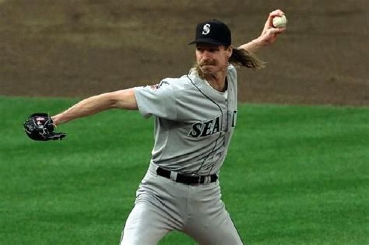 Inside Randy Johnson's Transformation from Awkward Enigma to 'The Big Unit' | News, Scores, Highlights, Stats, and Rumors