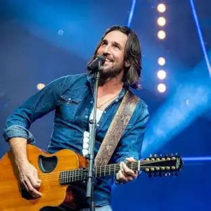 Jake Owen Net Worth 2024