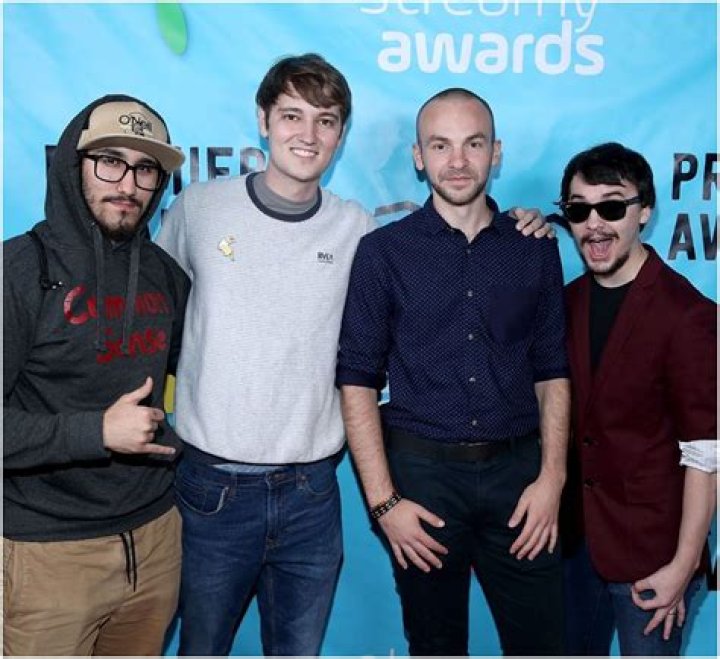 James Rallison (TheOdd1sOut) Bio, Career, Girlfriend, Net Worth, Height