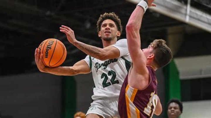 Jamisen Young's Men's Basketball Recruiting Profile