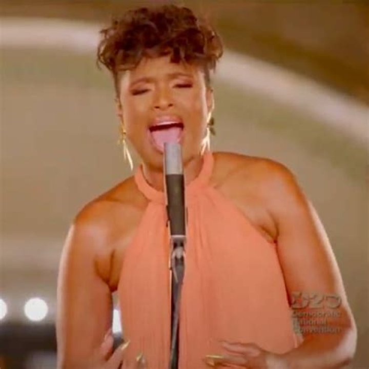 Jennifer Hudson Performs a Stunning ‘A Change Is Gonna Come’ at the DNC