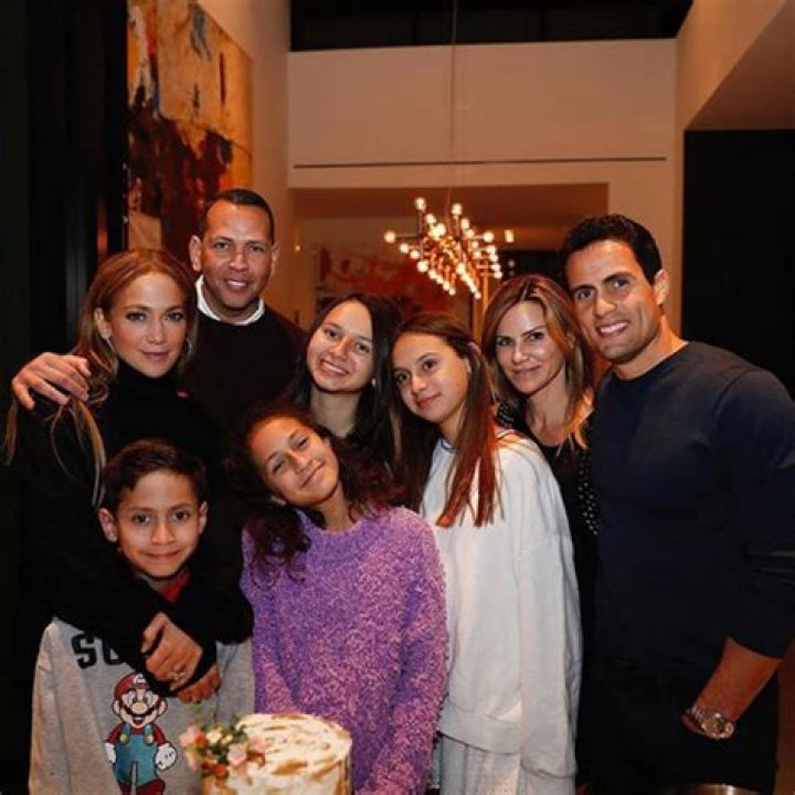 Jennifer Lopez and Alex Rodriguez Had a Family-Filled 1-Year Anniversary