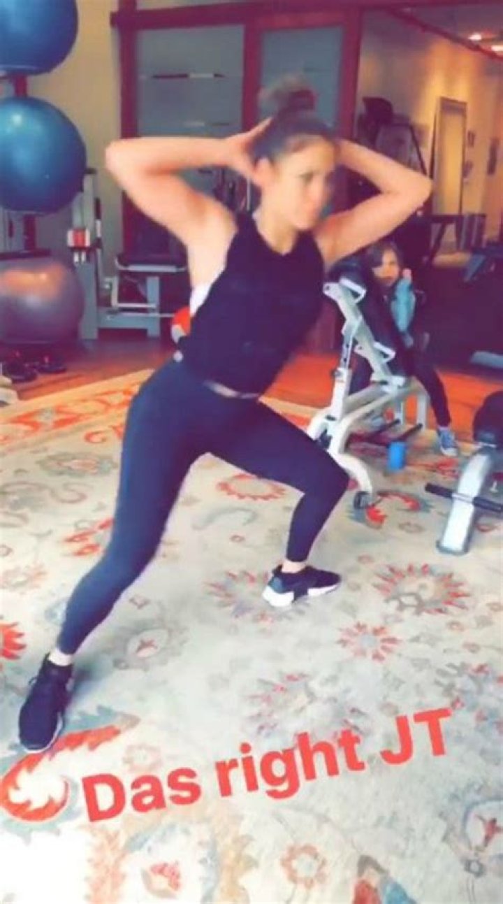 Jennifer Lopez Showed Off Her Workout in a Matching Athleisure Set and Personalized Dummbells