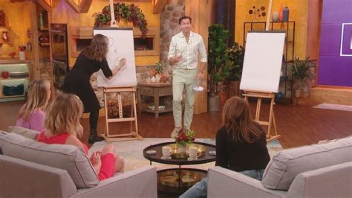 Jerry O'Connell Hosts Pictionary Game With His Wife Rebecca Romijn and Rach
