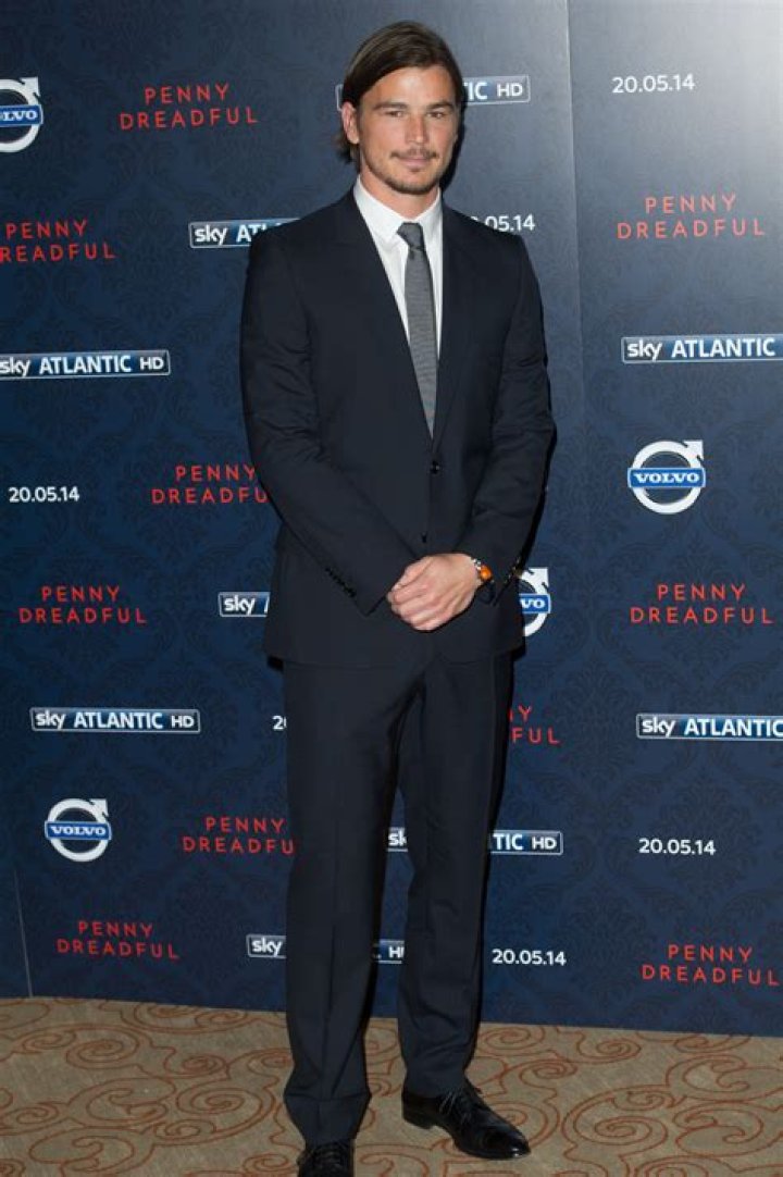 Josh Hartnett Height Weight Body Stats