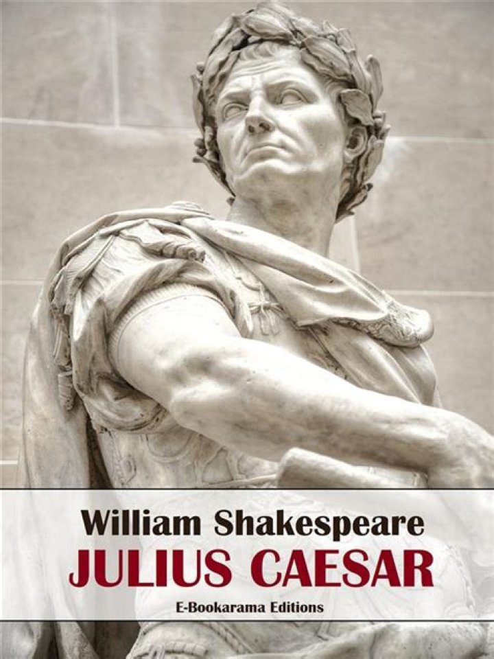 Julius Cäsar/Julius Cäsar – Gleich in zwei Versionen spielt das Kieler Schauspiel mit dem Shakespeare-Material