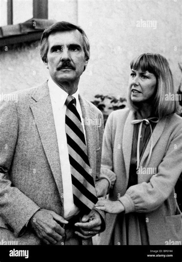 Karen Grassle and Dennis Weaver