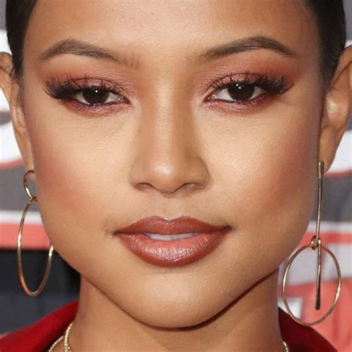 Karrueche Tran's Makeup Photos & Products