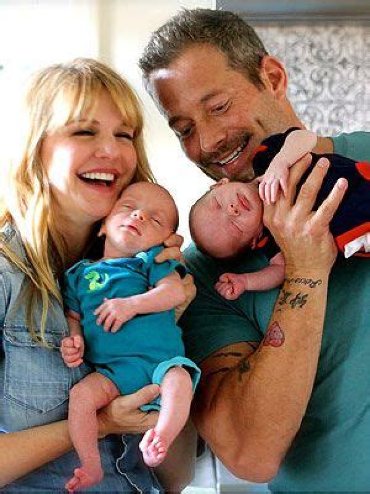 Kathryn Morris and Johnny Messner