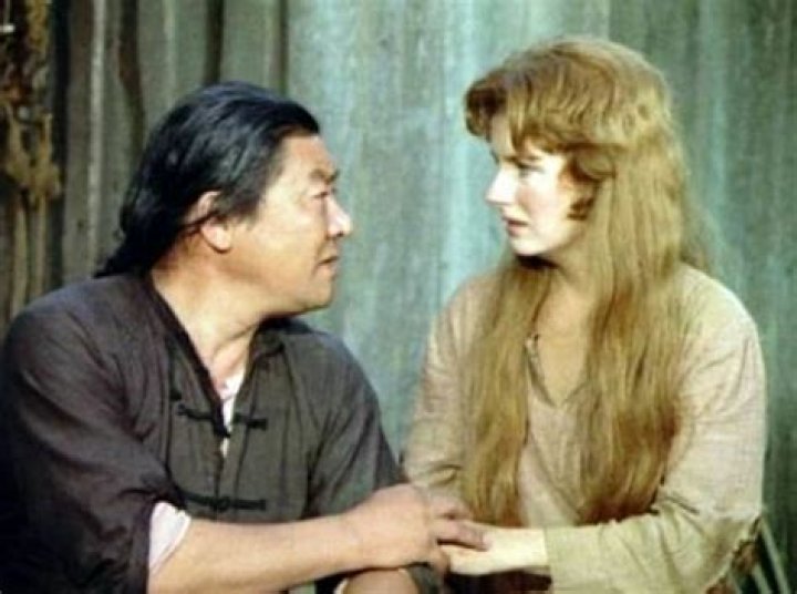 Kelly Jean Peters and Victor Sen Yung
