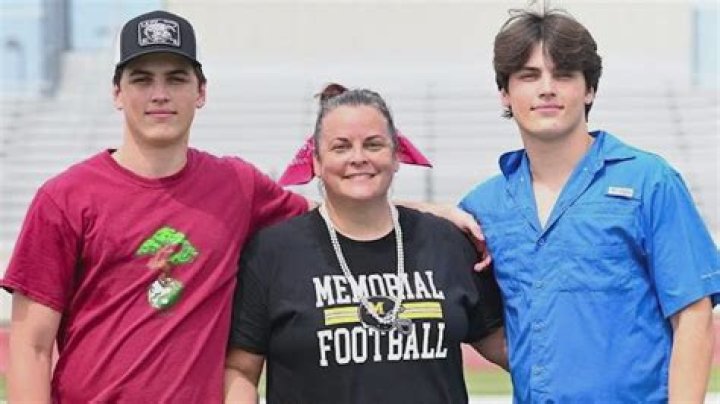 Kemp High School Community Mourns Following Tragic Accident