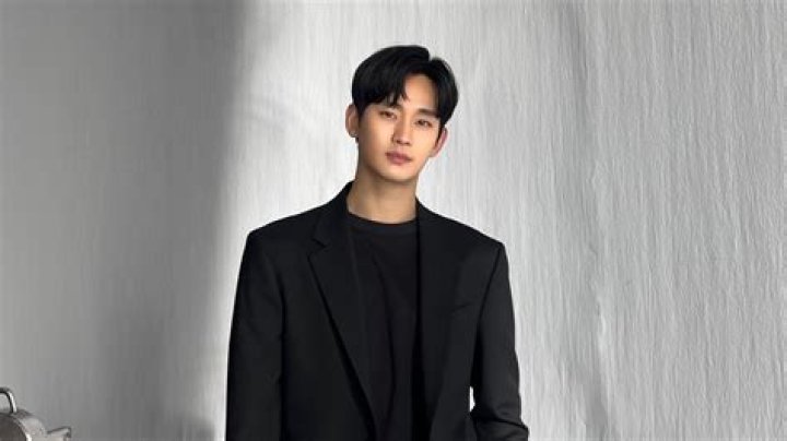 Kim Soo Hyun Age: Everything You Need To Know About The Talented Actor