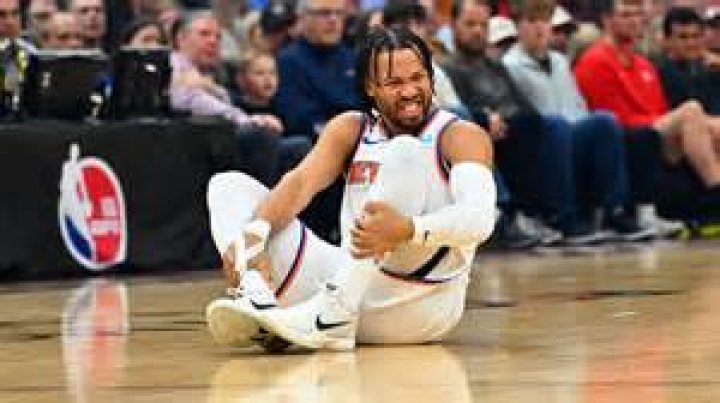Knicks' Jalen Brunson Diagnosed with Knee Contusion After Injury vs. Cavaliers | News, Scores, Highlights, Stats, and Rumors