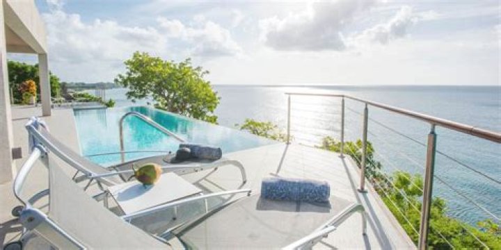 Laluna Hotel Review, St George's, Grenada