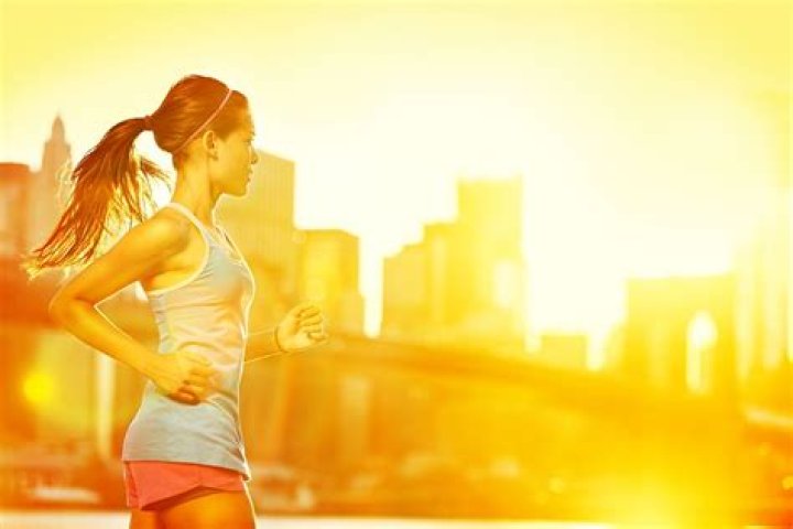 Las cremas solares más recomendadas y valoradas para hacer deporte