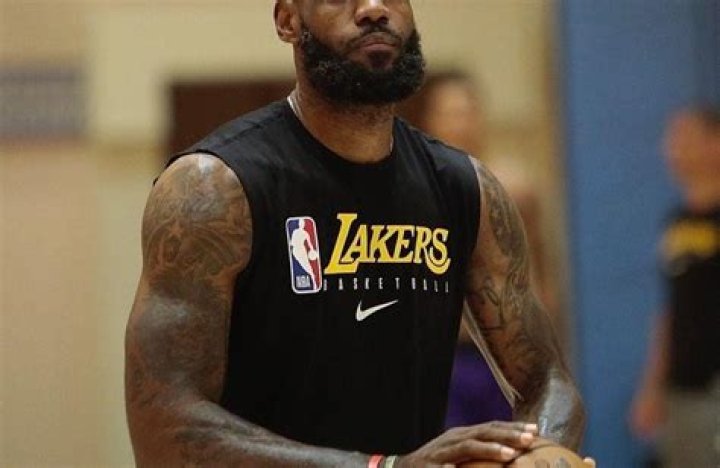 LeBron James is a ‘tower of strength’ says Frank Vogel