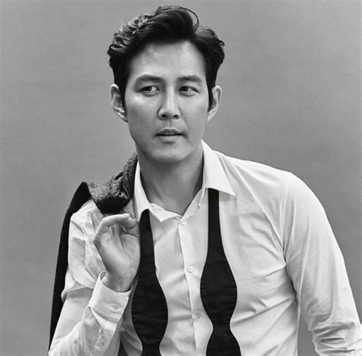 Lee Jung-Jae Biography, Age, Height, Family, Net Worth