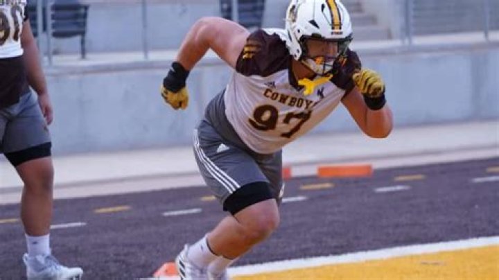 Lucas Samsula's Football Recruiting Profile