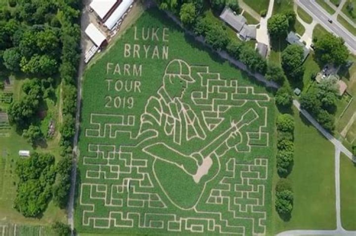 Luke Bryan Kicks off Farm Tour 2019