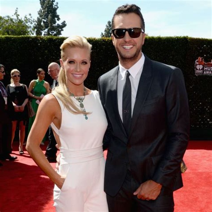 Luke Bryan + Wife Caroline's Couples Costume Is Too Cheesy