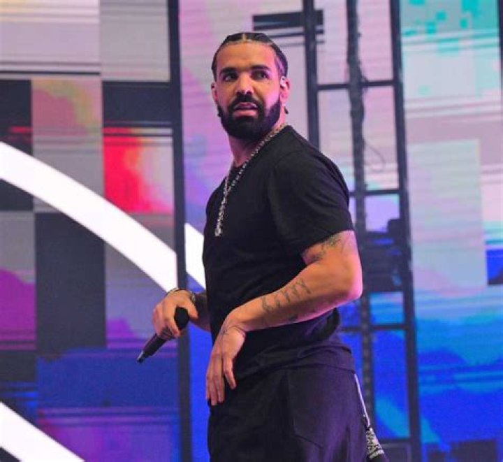Maison hors de prix, avion : la fortune de Drake s'affiche au grand jour