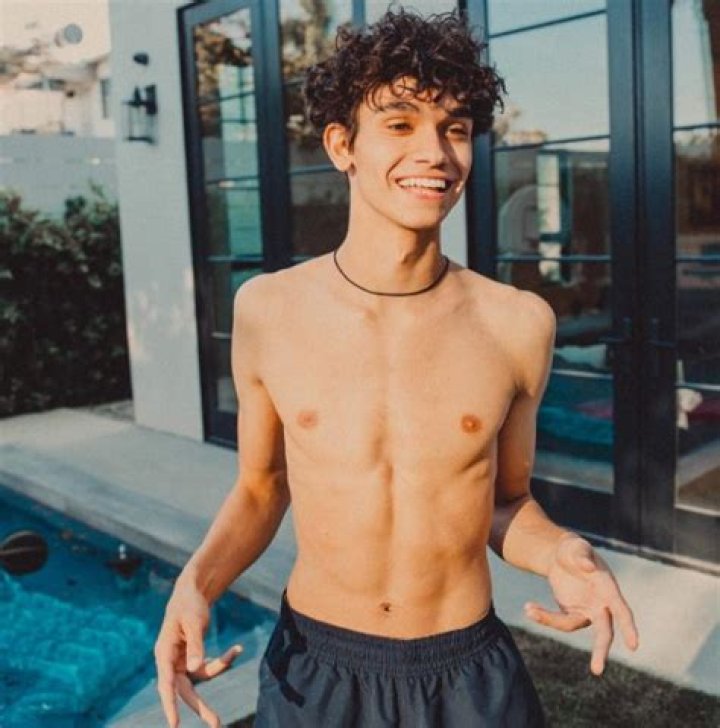 Marcus Dobre Height, Weight, Age, Body Stats
