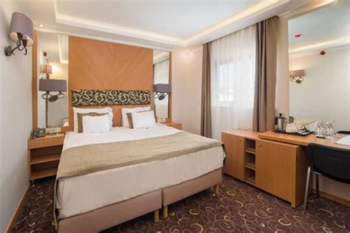 Marmara Hotel Review, Budapest, Hungary