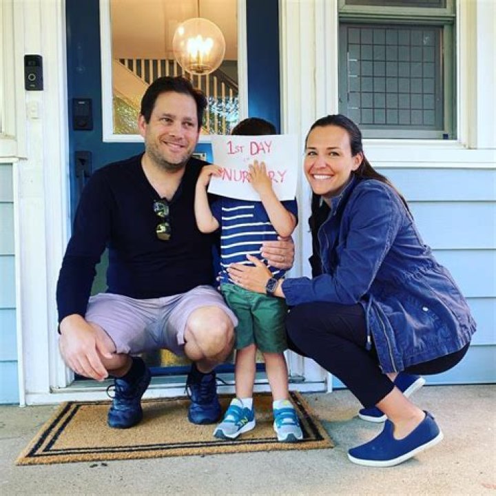 Mary Bruce's Husband: A Deep Dive Into Their Relationship