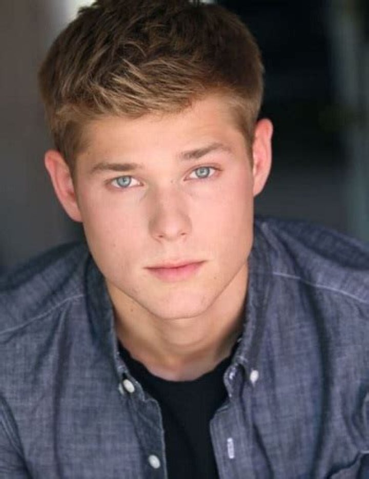 Mason Dye Age, Net Worth, Height, Wiki, Bio, Relationship