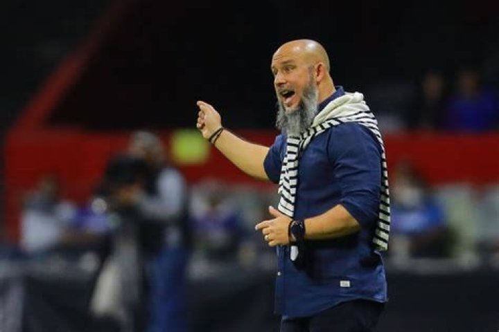 Meet Bobby Smyrniotis: The tactics-first coach the Canada men’s team needs?