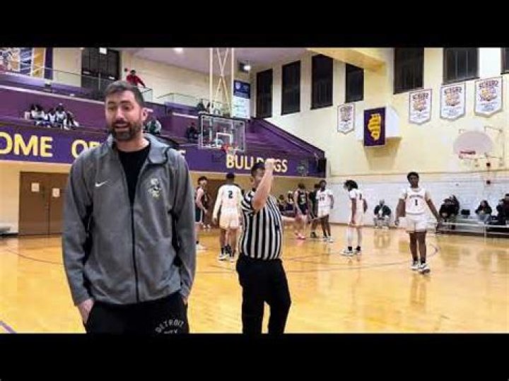 Mens Basketball Recruiting | Carl Schurz High School