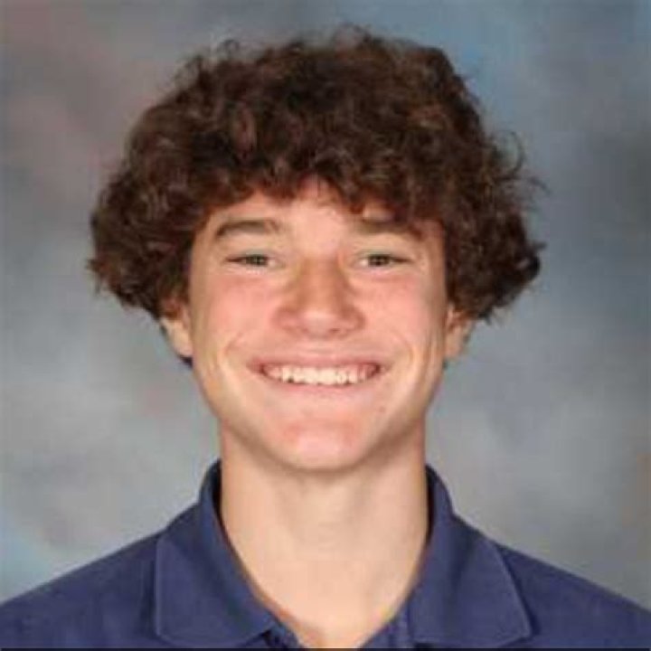 Mens Diving Recruiting | Redeemer Lutheran School