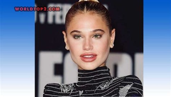 Meredith Mickelson Biography, Age, Height, Net Worth