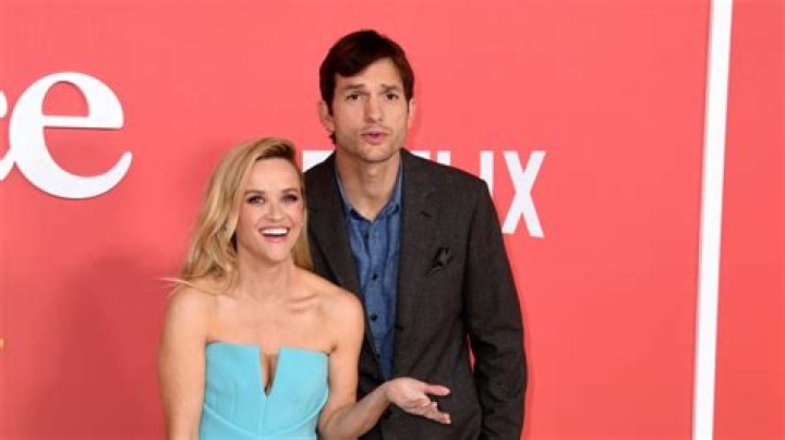 Mila Kunis Called Out Ashton Kutcher and Reese Witherspoon For Their “Awkward” Red Carpet Pictures