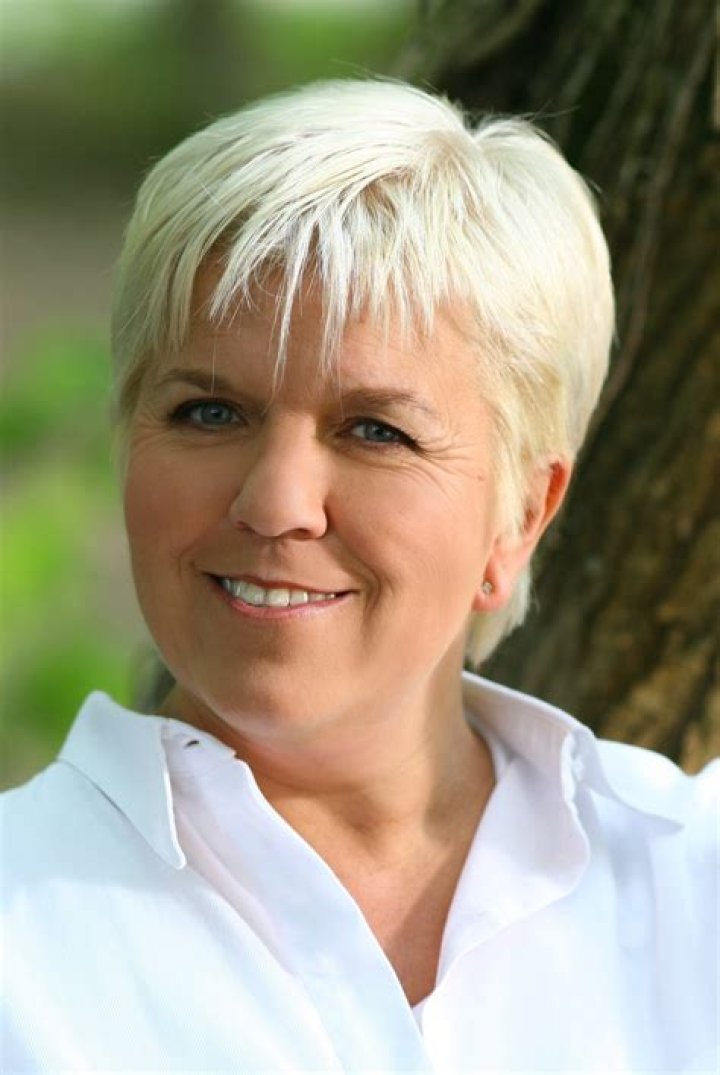 Mimi mathy jeune