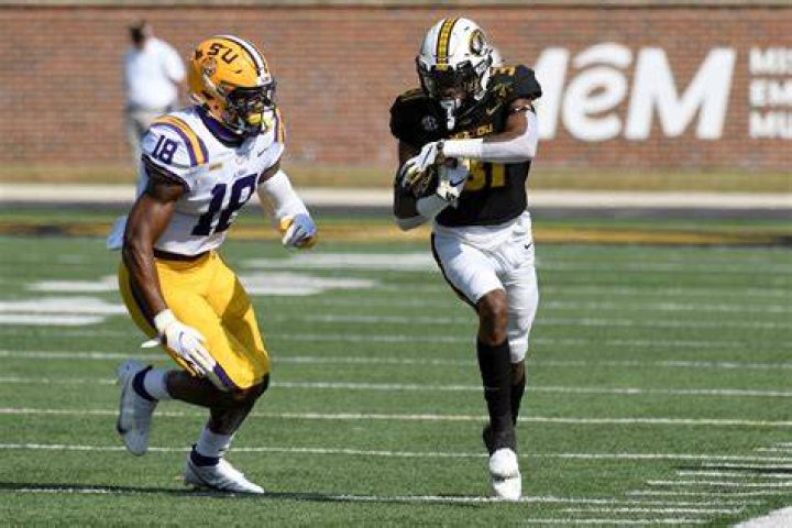 Mizzou walk-on WR Boo Smith refused to give up. Now they’re calling his name