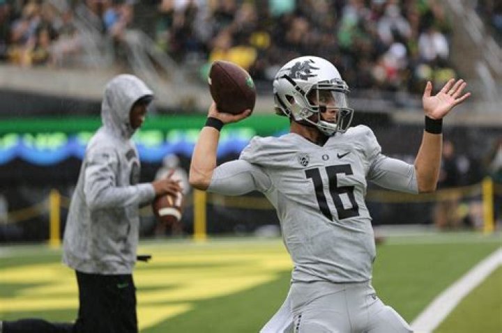 Morgan Mahalak to Transfer from Oregon: Latest Details, Comments, Reaction | News, Scores, Highlights, Stats, and Rumors