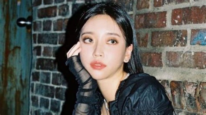 Nahee, South Korean Singer and Songwriter tragically died at 24