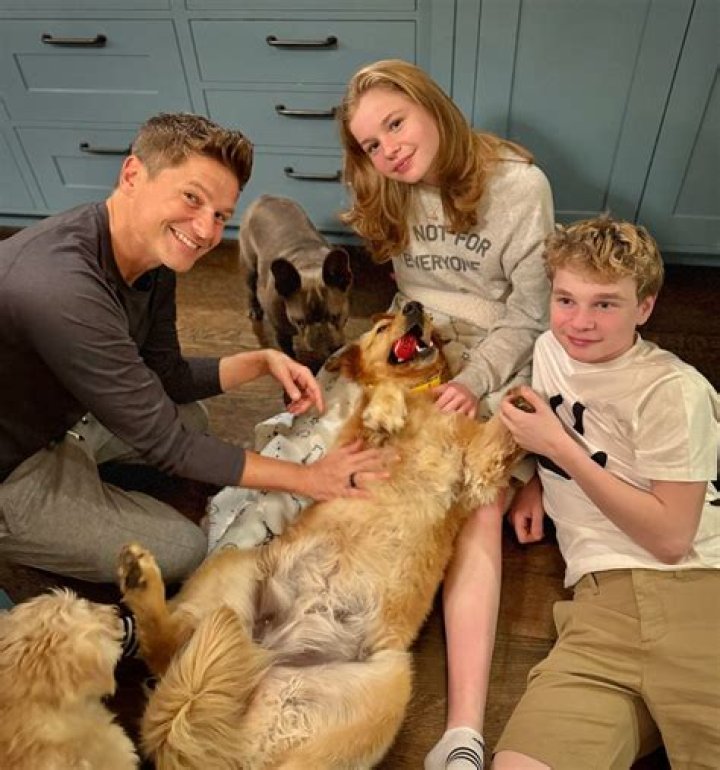 Neil Patrick Harris Bio, Family, Career, Partner, Net Worth, Metrics