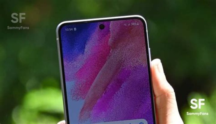 New rumor says Samsung's upcoming Galaxy S21 FE will be a Note 20 'follow-up