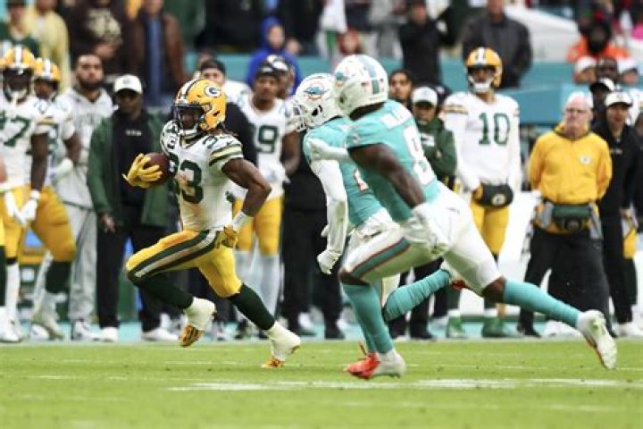 NFL Rumors: Dolphins vs. Packers to Play on Thanksgiving Night for 2024 Schedule | News, Scores, Highlights, Stats, and Rumors
