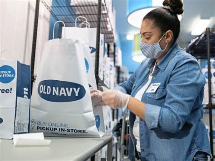 Old Navy Is Paying Its Employees to Work the Polls This November