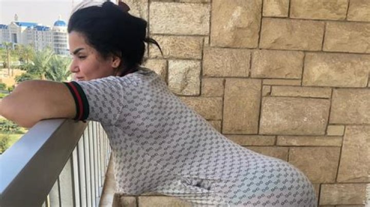 Oops! Sama El Masri Attends Cairo Film Festival UNINVITED in Unexpected Outfit, Gets Kicked Out! (Video)