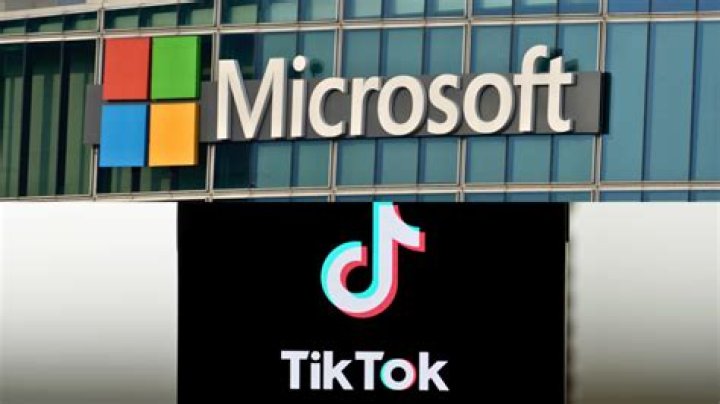 Oracle challenges Microsoft in the race to buy TikTok