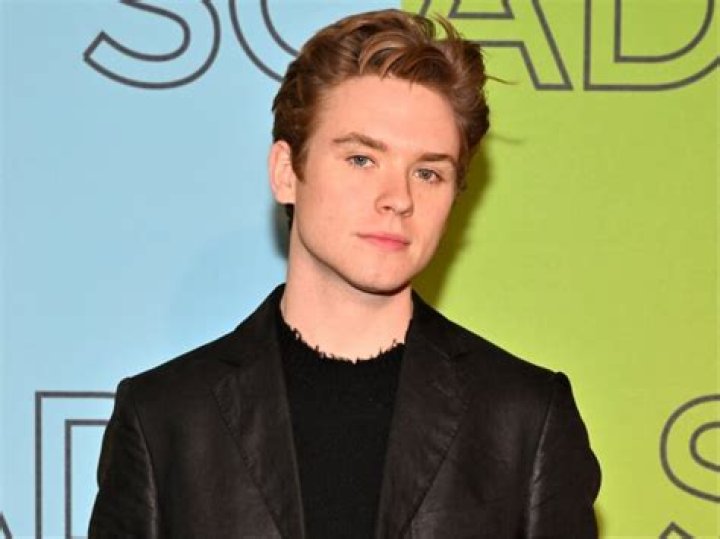 Oscar Morgan Bio, Age, Height, Parents, Gay, Net Worth, Wiki
