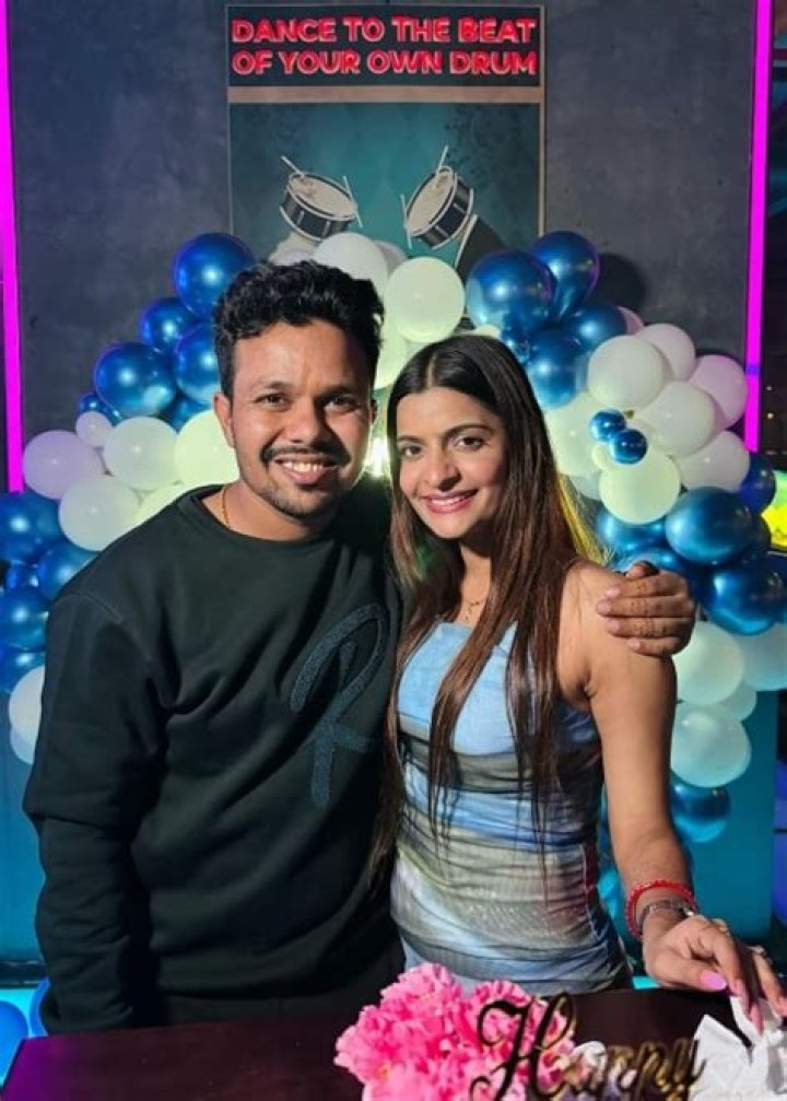 Oye Indori(Robin Jindal) Wiki, Biography, Age, Family, Girlfriend, Net Worth