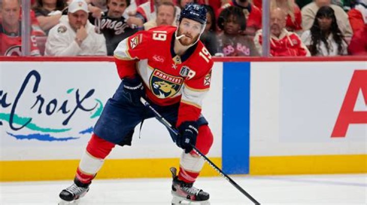 Panthers' Matthew Tkachuk Suffered Fractured Sternum Injury to Miss Game 5 | News, Scores, Highlights, Stats, and Rumors