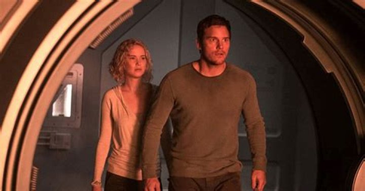 Passengers Is an Intriguing Space Romance That’s Sunk by Its Ending