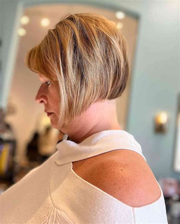 People With “Baby-Fine Hair” Swear by This $39 Spray